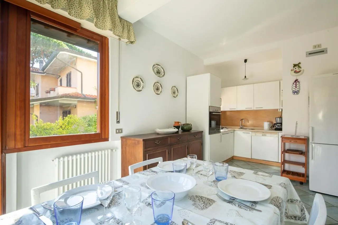 Villa Luia By Mmega Marina di Pietrasanta